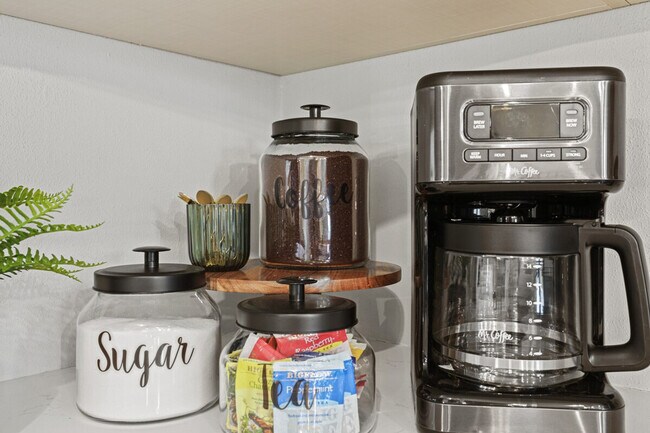 Building Photo - 6090 Rattman Rd