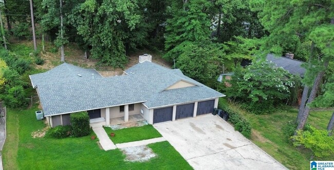 Building Photo - 3222 Tyrol Ln