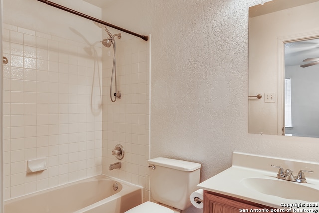 Building Photo - 9042 Camino Rey