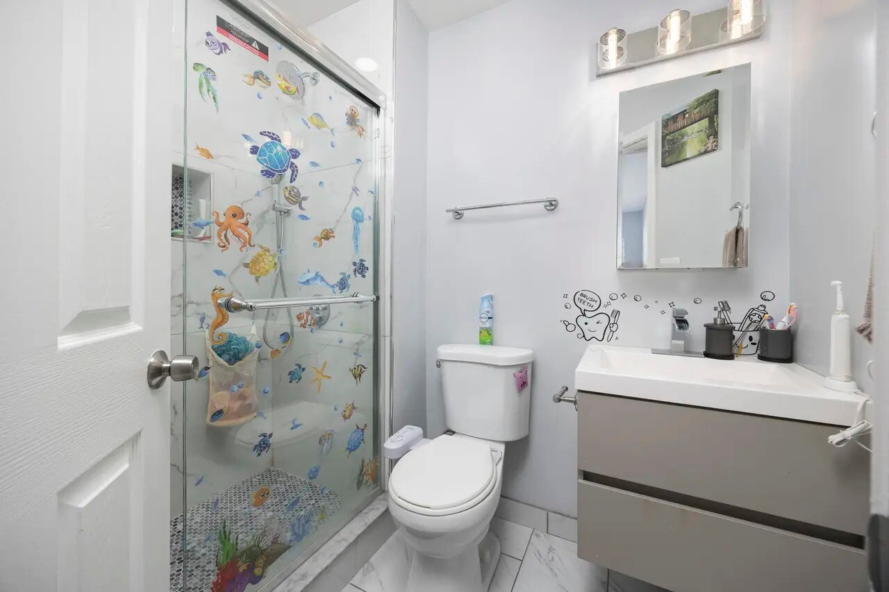 Building Photo - 9411 Harrison St