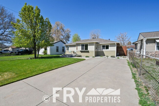 Building Photo - Updated Chaffee Park Home - Minutes from LoHi