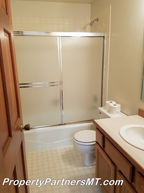 Building Photo - *** Beautiful Condo *** - 2Bed 2Bath