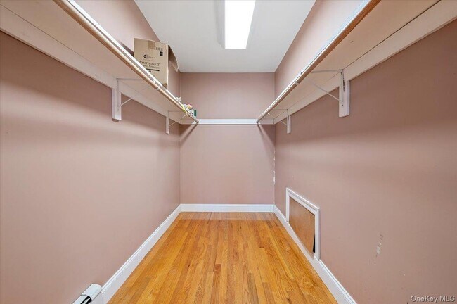 Building Photo - 234 S Pershing Ave