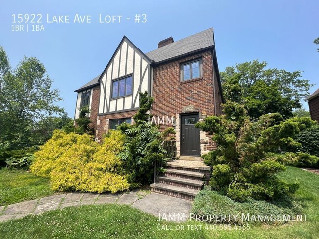 Primary Photo - 15922 Lake Ave