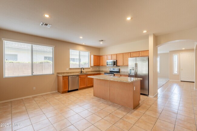 Building Photo - 1738 W Glenhaven Dr