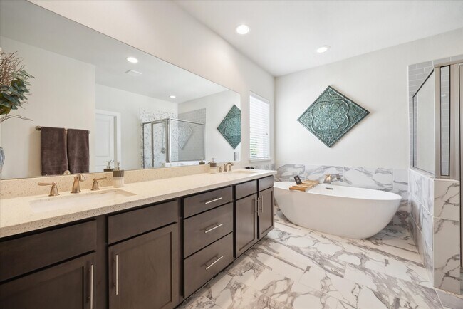 Building Photo - 8806 Hollister Pine Ct