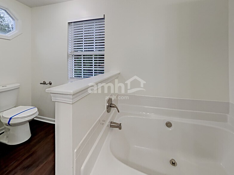 Building Photo - 13929 Hatton Cross Dr