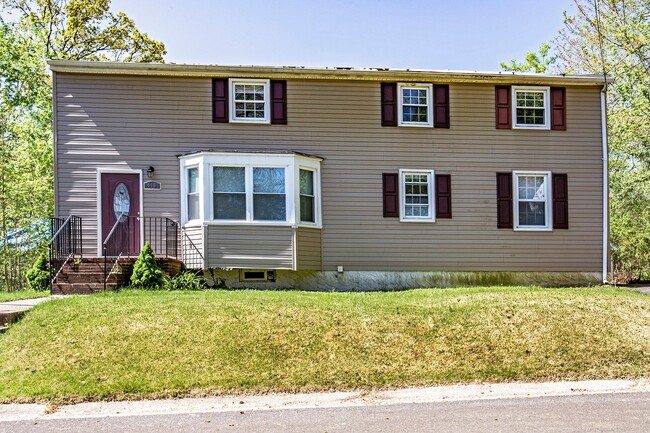 Primary Photo - Gwinhurst - Fully updated 4 bedroom, 2 bat...
