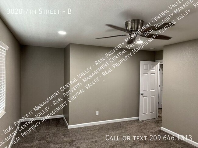 Building Photo - Ceres 2 Bedroom 1 Bathroom Tri-plex