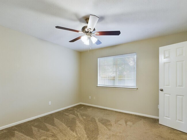 Building Photo - 2404 Brittain
