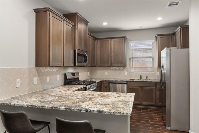 Building Photo - 13202 Villa Sola Dr