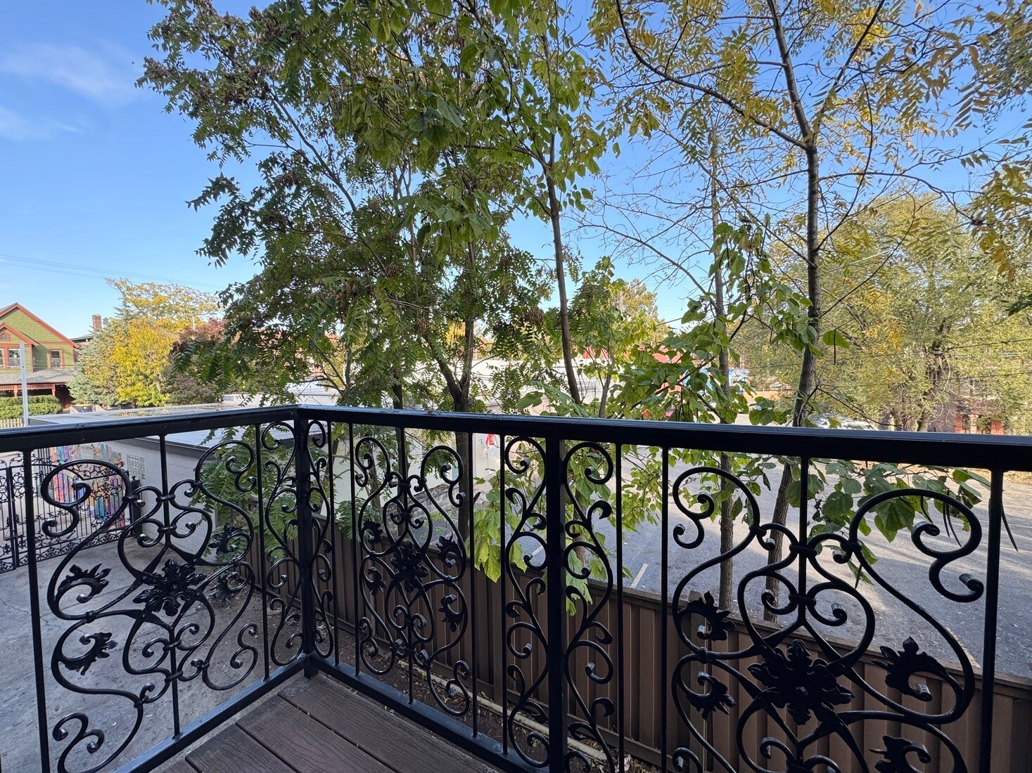 Building Photo - 1715 Summit St