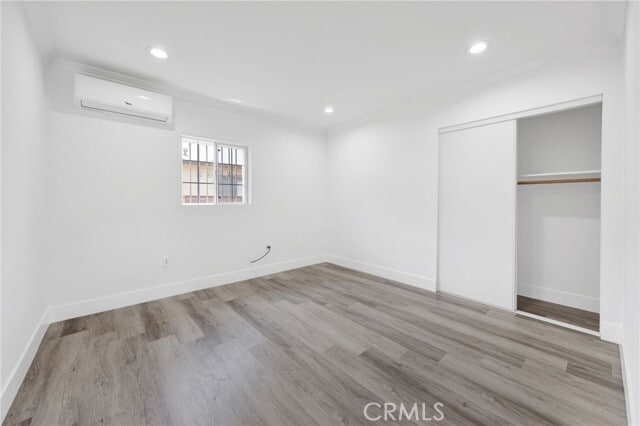 Building Photo - 8127 Emerson Pl