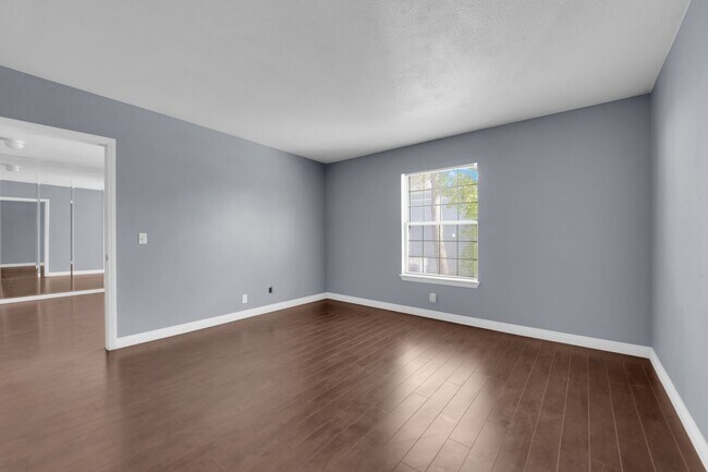 Building Photo - B12/3823 S. Maryland Parkway