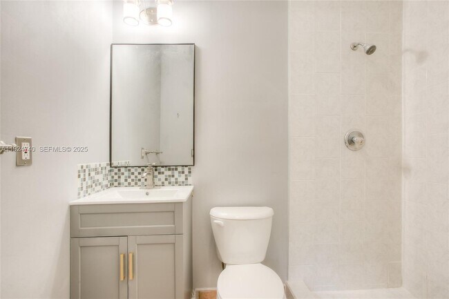 Building Photo - 8265 SW 150th Dr