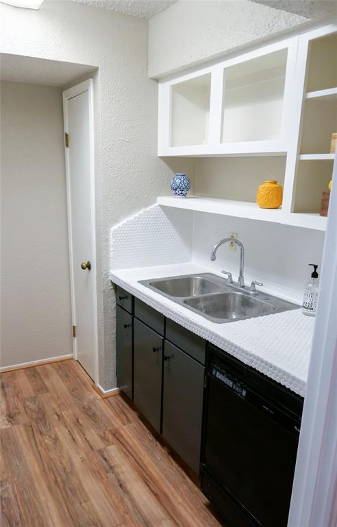 Building Photo - 6410 Del Monte Dr