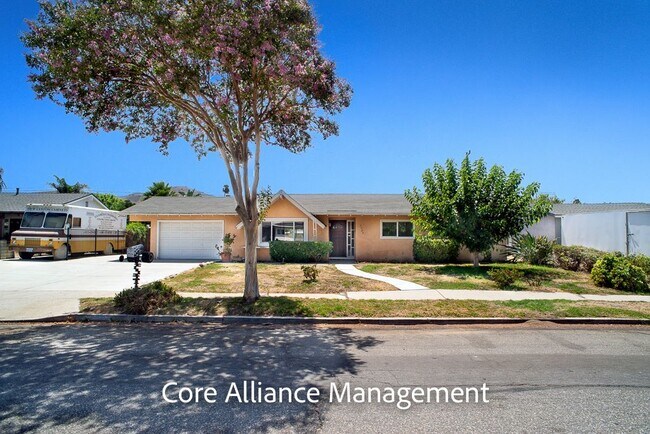 Building Photo - 3520 Hearst Dr