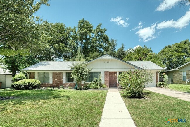 Primary Photo - 6218 Brookside Dr