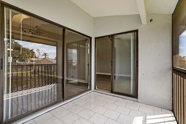 Building Photo - 605 Harbour Pointe Way