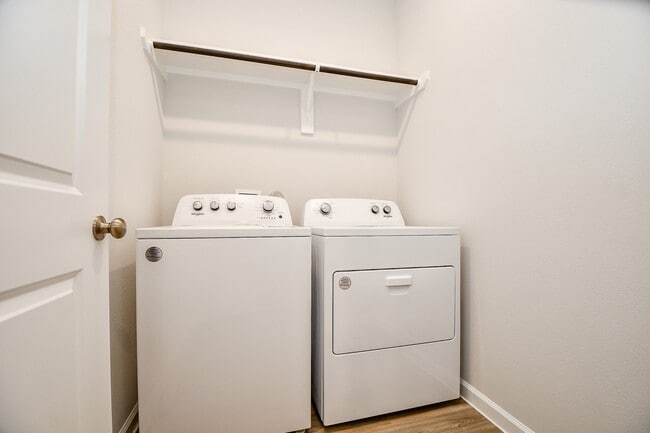 Building Photo - 23303 Happy Mdw Ln