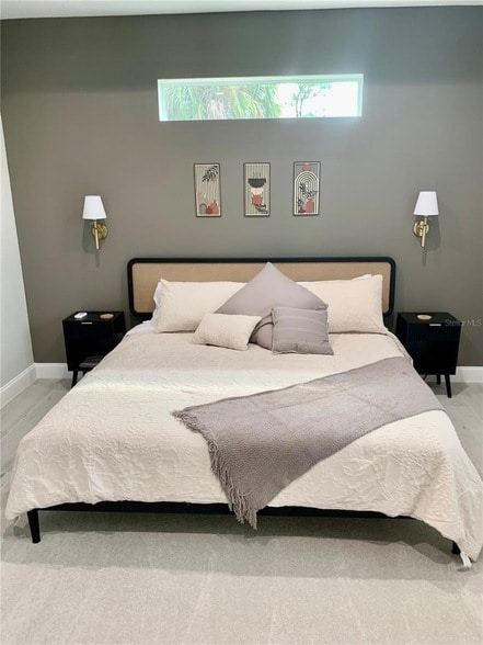 Building Photo - 2129 Lorraine Dr