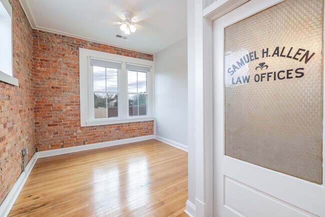 Building Photo - Broad St Lofts & Fitness Studio, LLC