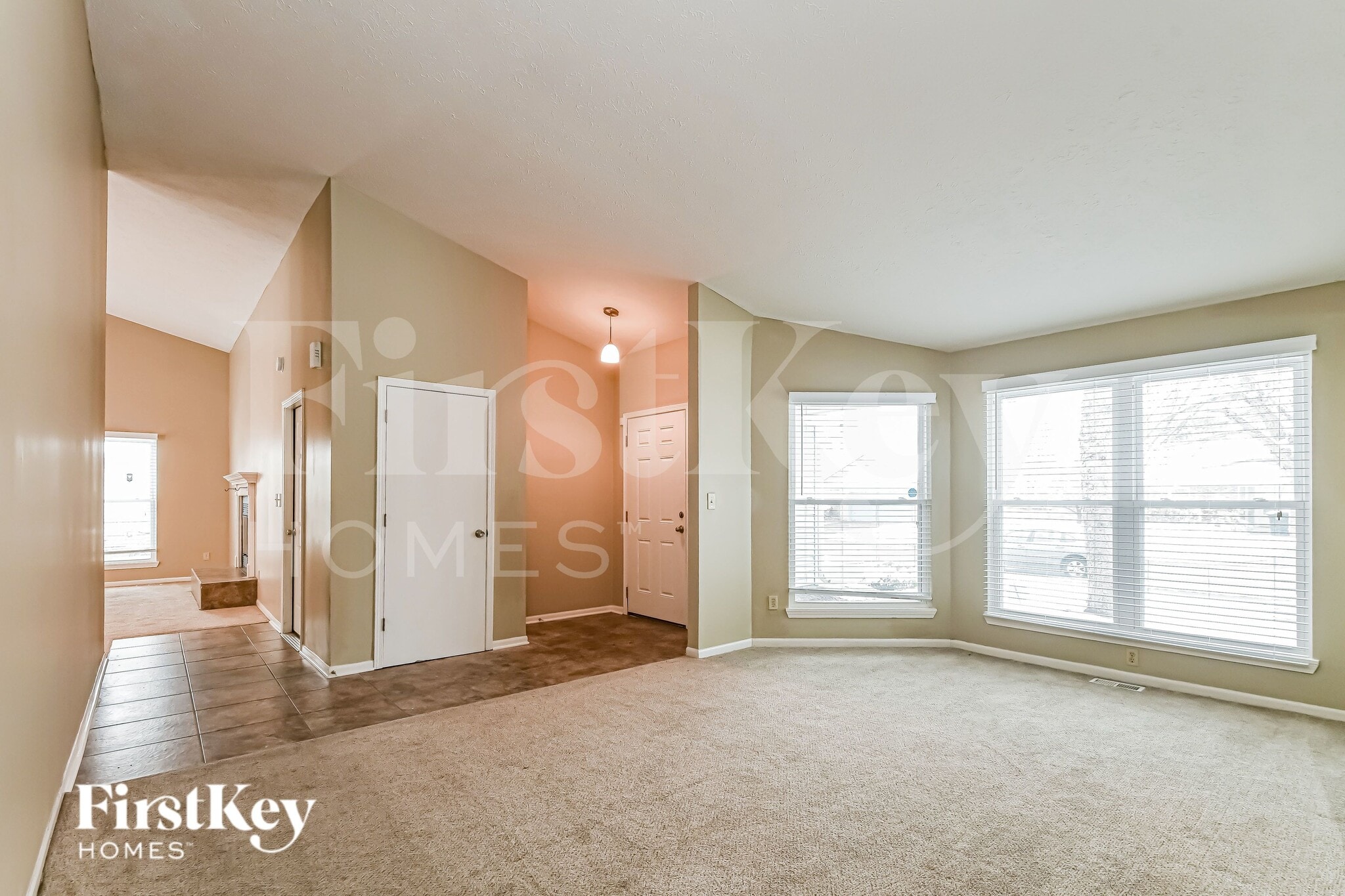 Building Photo - 7427 Cobblestone W Dr