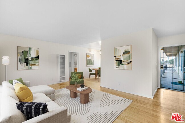 Building Photo - 2637 S Centinela Ave