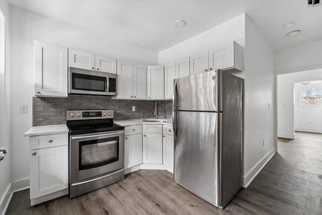 Building Photo - 2BR/2BA | Move-In Ready | Fast Approval