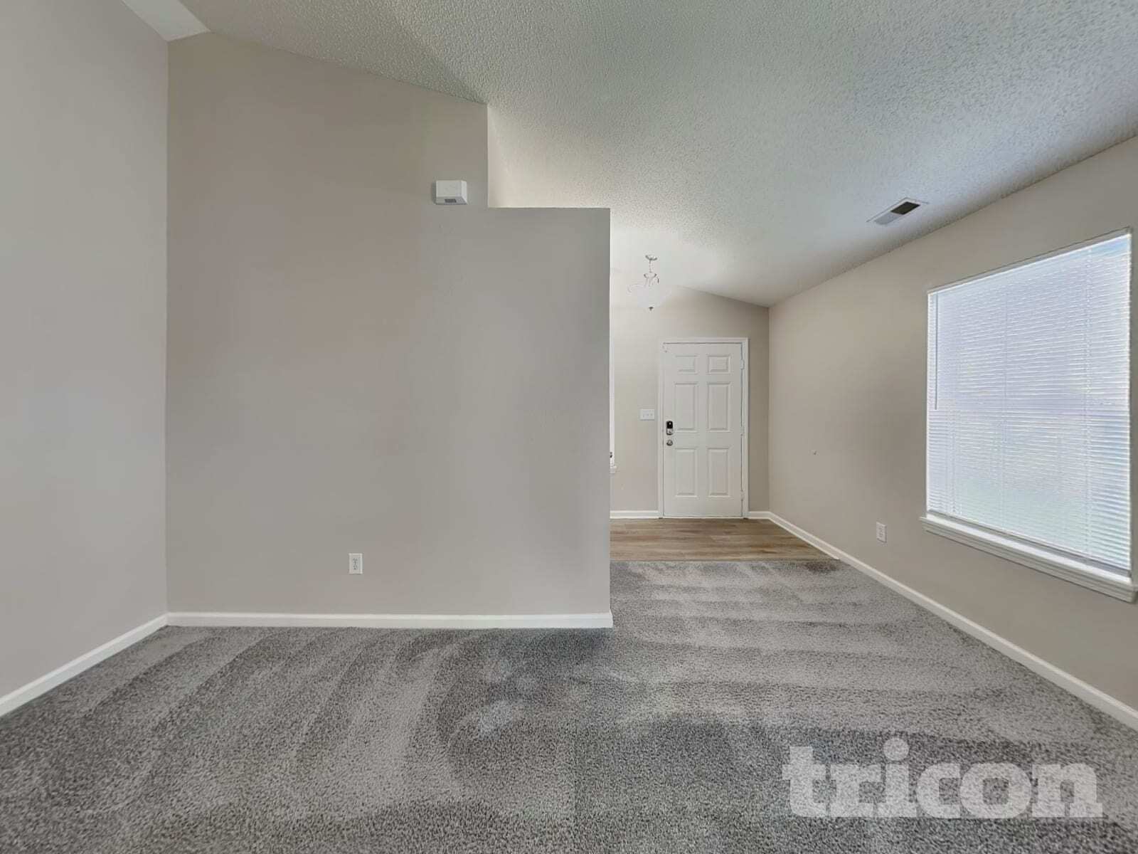 Building Photo - 643 Rocky Meadow Dr