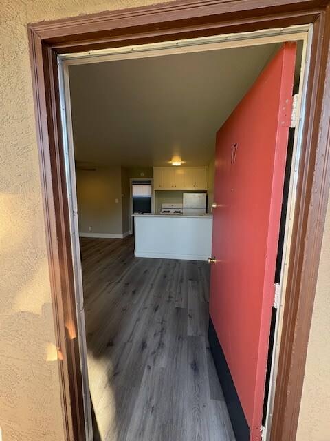 Building Photo - 5412 Claremont Ave