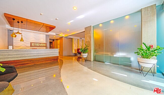 Building Photo - 1111 S Grand Ave