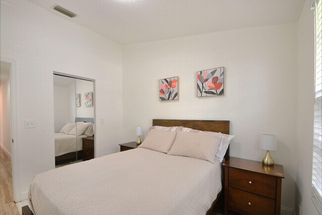 Building Photo - 12554 Westhampton Cir