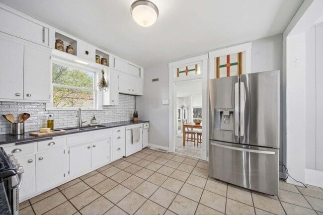 Building Photo - 2261 136th St