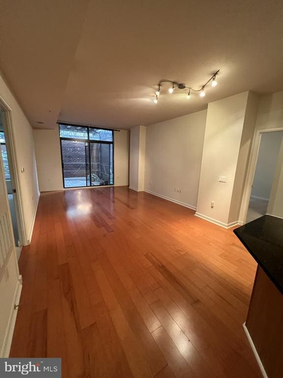 Building Photo - 1021 N Garfield St