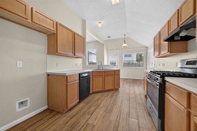 Building Photo - 1706 Teal Run Pl Dr