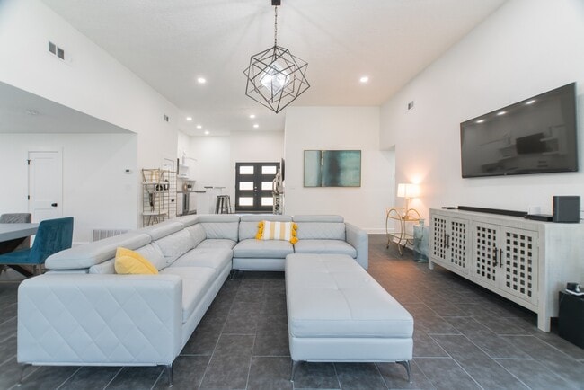 Building Photo - 3103 Hemingway Dr