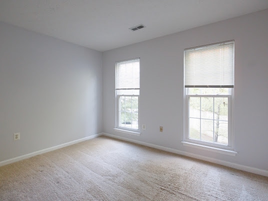 Building Photo - 4011 Eastview Ct