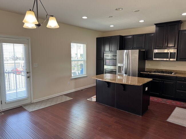 Building Photo - 5645 Freewill Ln