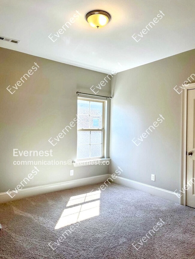 Building Photo - 2141 Sugar Mill Dr
