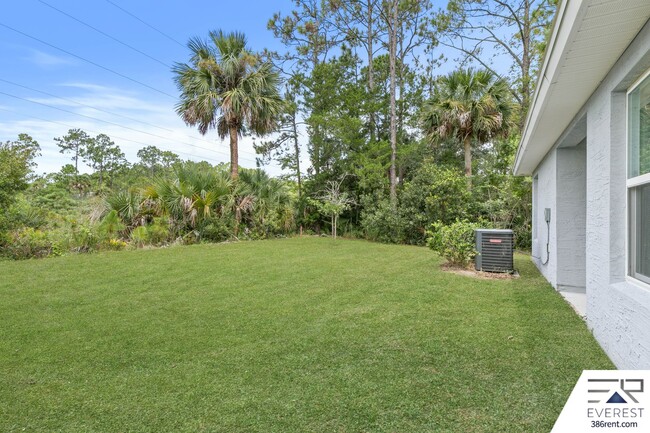 Building Photo - LIKE NEW 3/2/1 TOWNHOUSE IN DESIRABLE SEMINOLE WOODS