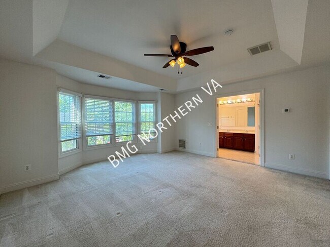 Building Photo - 3091 McKinnon Way