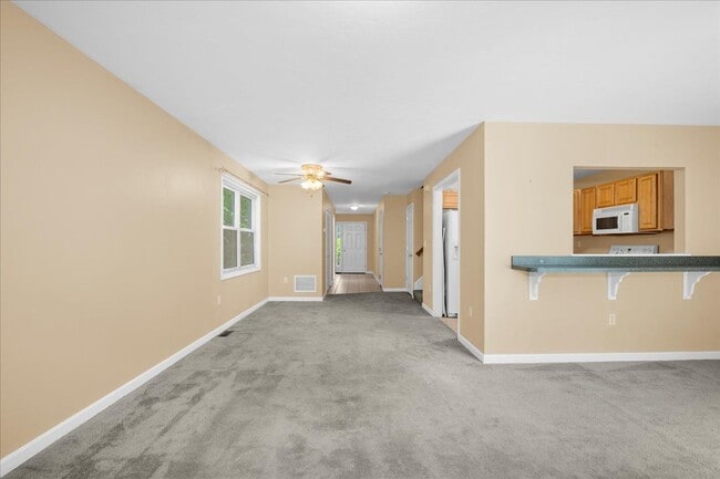 Building Photo - 116 Weatherstone Dr