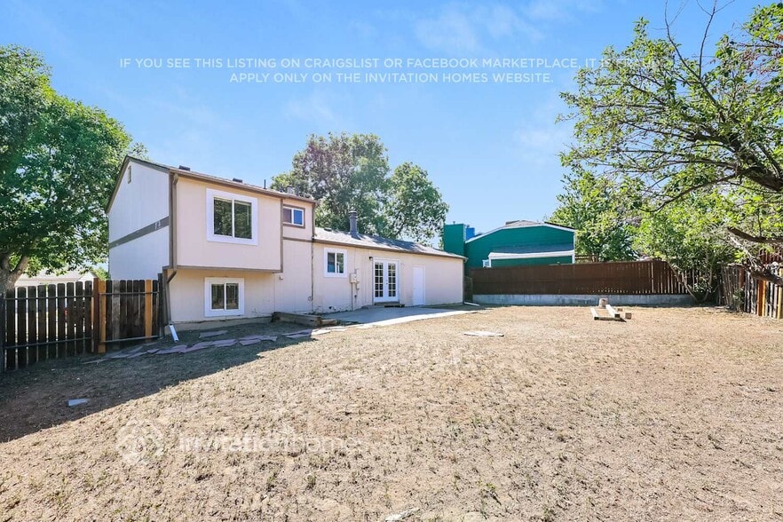 Building Photo - 4817 S Pitkin Way