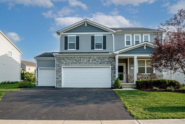 Building Photo - 123 Schellinger St