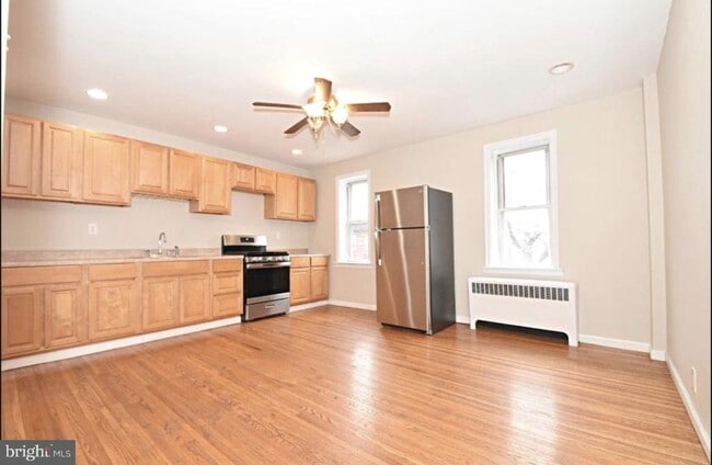 Building Photo - 1501 E Susquehanna Ave