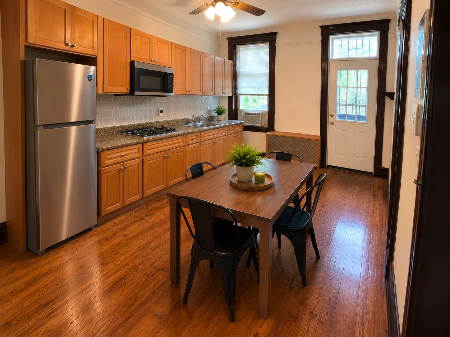Kitchen Furnished - 439 37th St