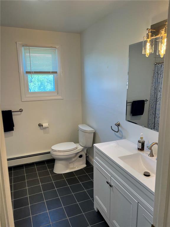 Building Photo - 223 Oliphant Ln