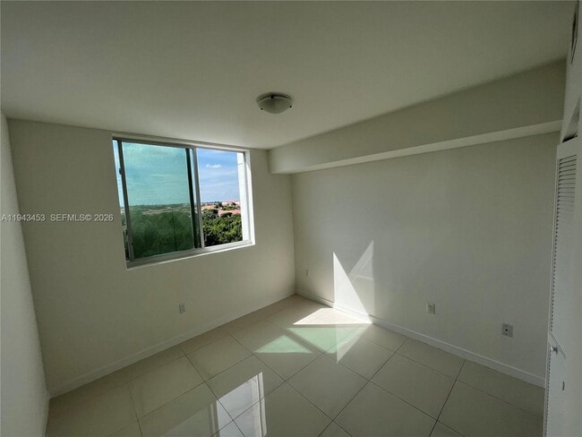 Building Photo - 7825 NW 107th Ave