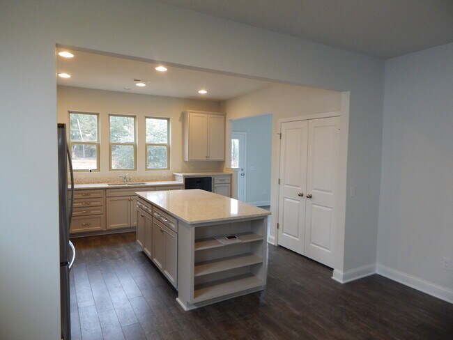 Building Photo - Beautiful home in Del Webb by Riverlights (55 and over community)